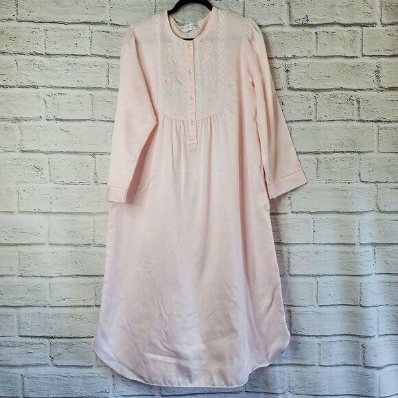 Miss Elaine Nightgown Size M Knee Length Sleep Shirt Pink White Long Sleeve - Picture 1 of 10